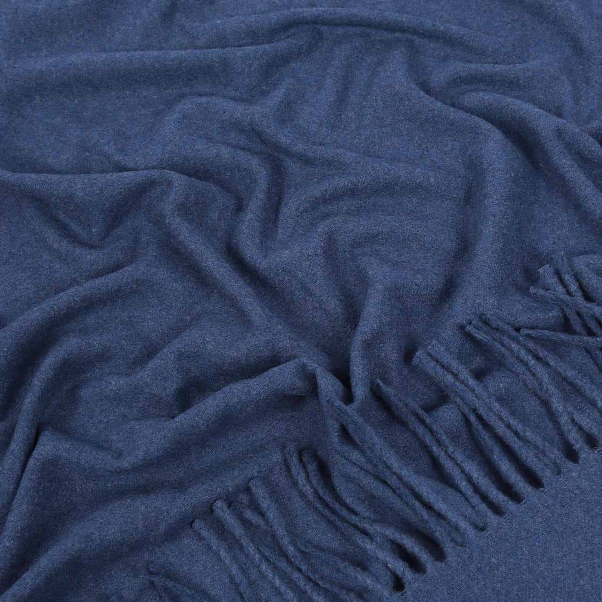 Sininen ylellinen kashmirhuopa 140x200 cm – 100 % kashmiria 2 Sininen ylellinen kashmirhuopa 140x200 cm – 100 % kashmiria - Image 2